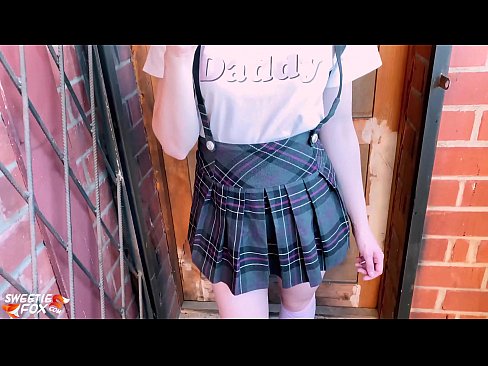 ❤️ Schoolgirl ດູດ dick ຂອງນາງເລິກແລະ fucks ແທນທີ່ຈະຫ້ອງຮຽນ. ️❌ ການຮ່ວມເພດມີຄຸນນະພາບ ທີ່ lo.pornado-co.ru ❌