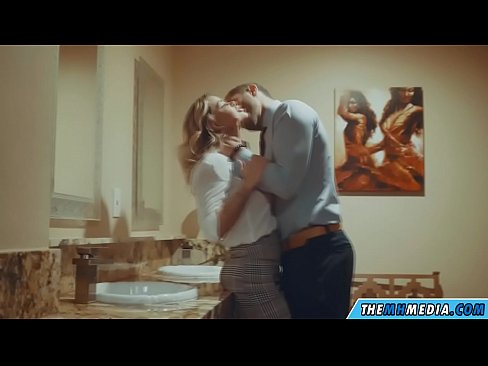 ❤️ ໃນເວລາທີ່ຜິວເນື້ອສີຂາວ busty seduces ທ່ານຢູ່ໃນຫ້ອງນ້ໍາສາທາລະນະ ️❌ ການຮ່ວມເພດມີຄຸນນະພາບ ທີ່ lo.pornado-co.ru ❌